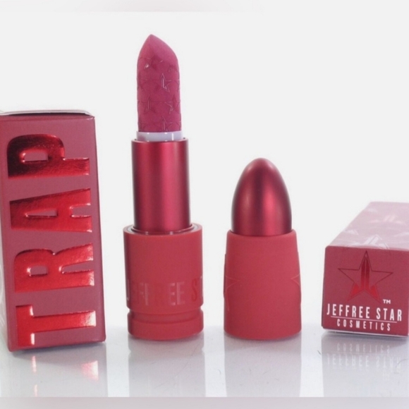 Jeffree Star Other - Jeffrey Star NIB entrapment velvet